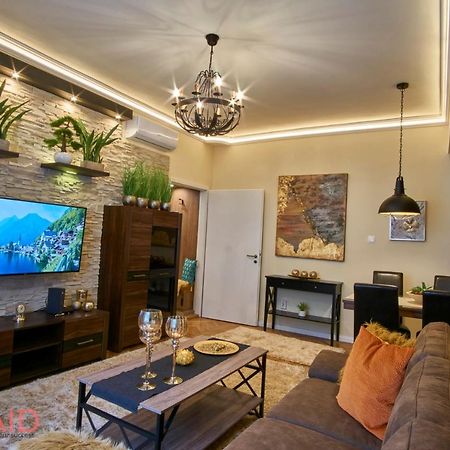 R7 Design Apartment - Hostaid Βουδαπέστη Εξωτερικό φωτογραφία